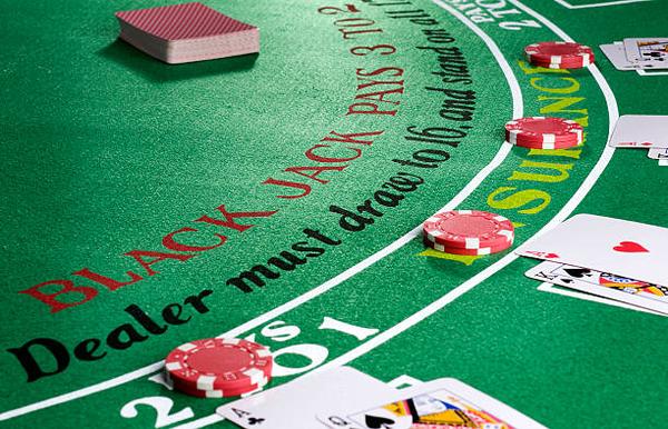 Account Features Players Can Review on a Singapore online casino